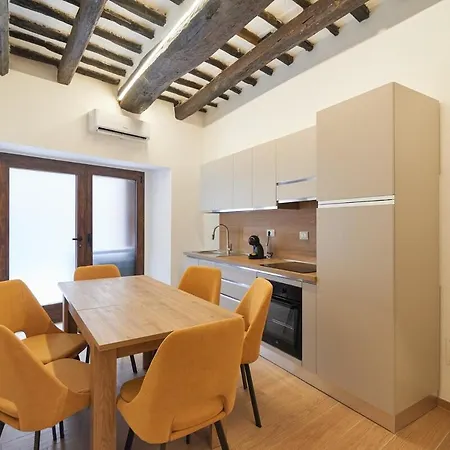 Elce - Historic Brick Arch 2br & 2ba Lejlighed